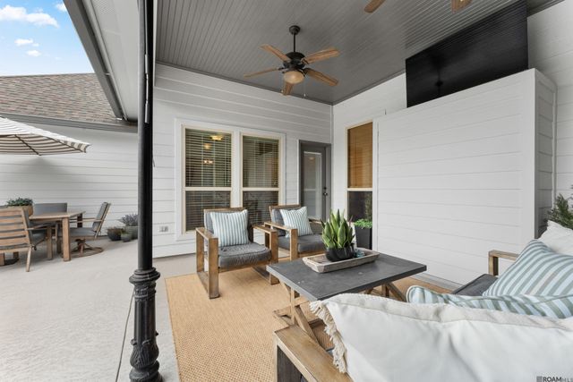 10369 Buddy Gore Rd, Gonzales, LA 70737