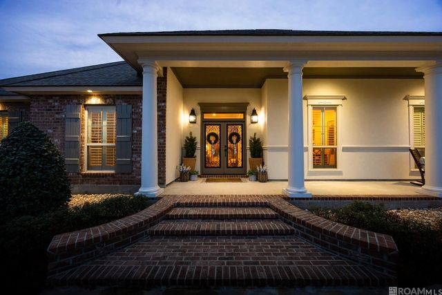 10369 Buddy Gore Rd, Gonzales, LA 70737