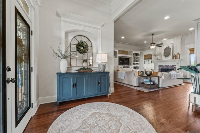 10369 Buddy Gore Rd, Gonzales, LA 70737