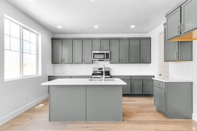 6719 N DESERT CRK, Eagle Mountain, UT 84005