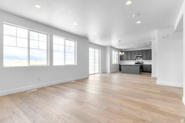 6719 N DESERT CRK, Eagle Mountain, UT 84005