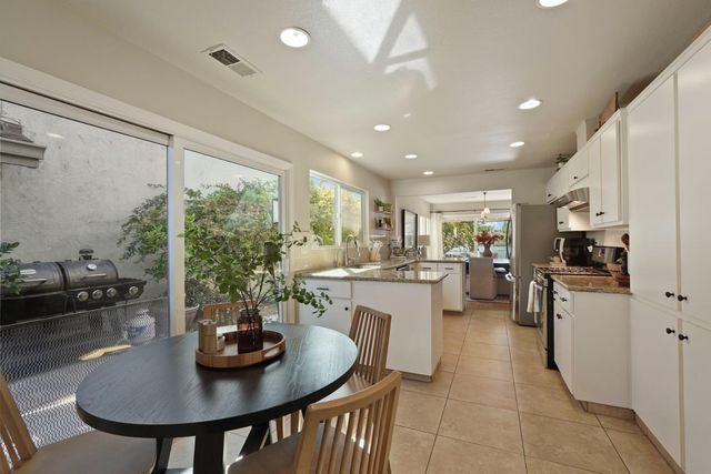 4071 Five Mile Dr, Stockton, CA 95219