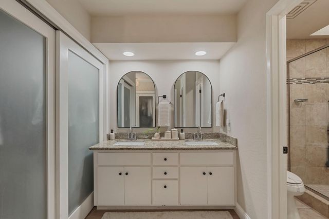 4071 Five Mile Dr, Stockton, CA 95219