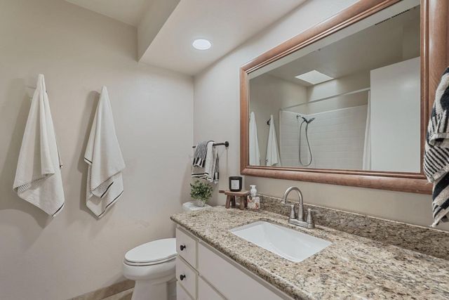 4071 Five Mile Dr, Stockton, CA 95219