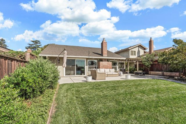 4071 Five Mile Dr, Stockton, CA 95219