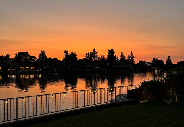 4071 Five Mile Dr, Stockton, CA 95219
