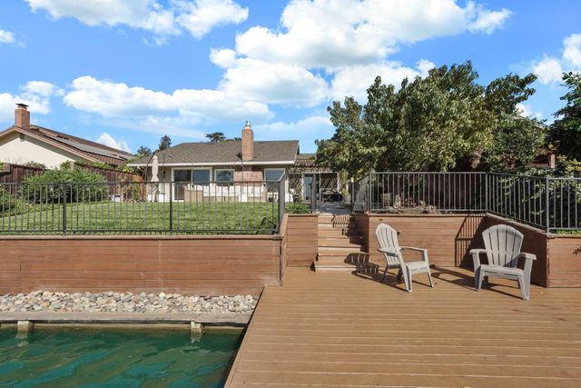 4071 Five Mile Dr, Stockton, CA 95219
