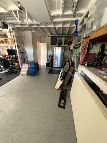 4071 Five Mile Dr, Stockton, CA 95219