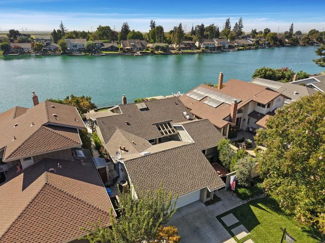 4071 Five Mile Dr, Stockton, CA 95219
