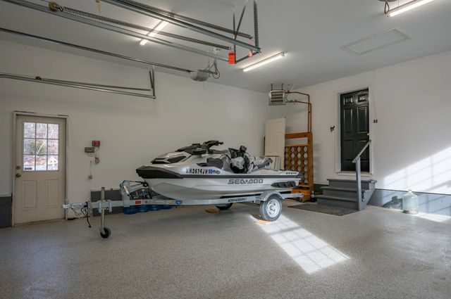 43 Lampton Drive, Derry, NH 03308