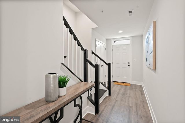 4921 DEVITT PL, Oxon Hill, MD 20745