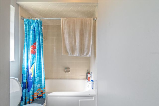 203 BENTBOUGH DRIVE, Leesburg, FL 34748