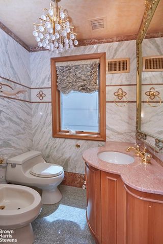 1068 82ND Street, New York City, NY 11228