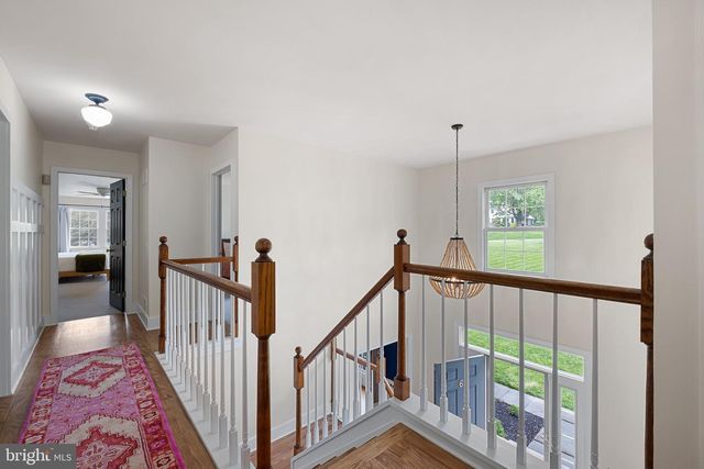 6 W SHORE CT, Landenberg, PA 19350