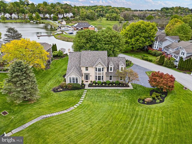 6 W SHORE CT, Landenberg, PA 19350