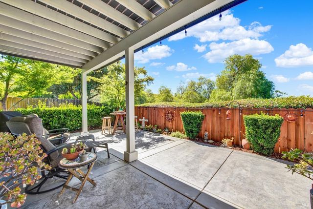 3109 Sonoma Valley Dr, Fairfield, CA 94534
