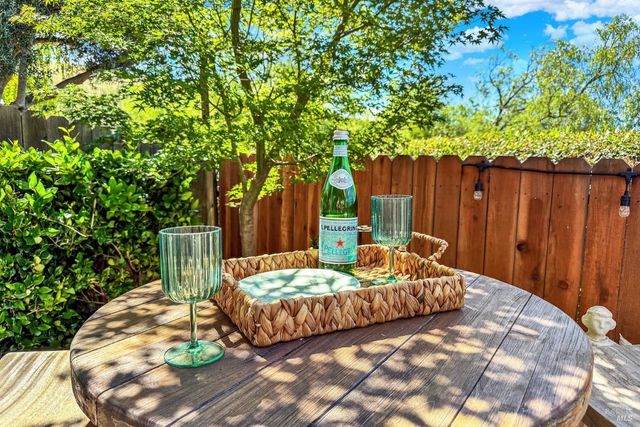 3109 Sonoma Valley Dr, Fairfield, CA 94534