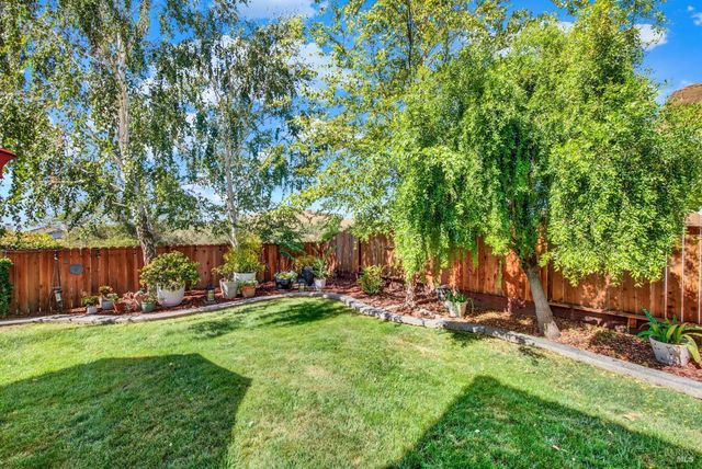 3109 Sonoma Valley Dr, Fairfield, CA 94534