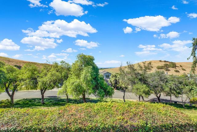 3109 Sonoma Valley Dr, Fairfield, CA 94534