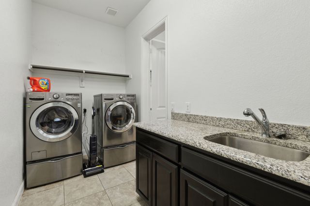 2610 Sunset Bay Lane, Nevada, TX 75173
