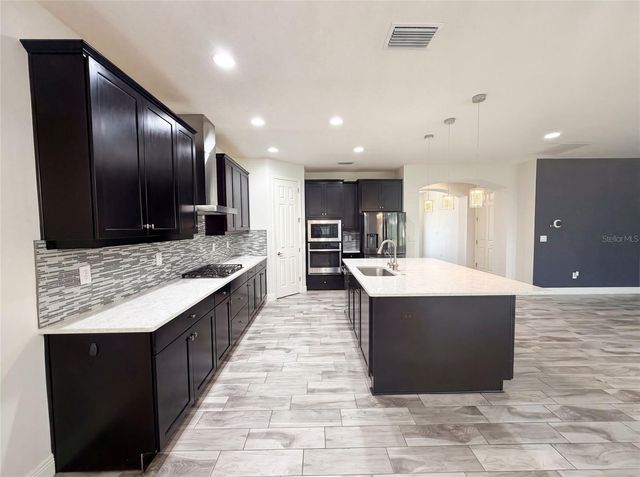 21797 BRISKE MORNING AVENUE, Land O Lakes, FL 34637