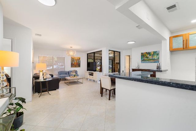 4677 Carambola Circle N 2758, Coconut Creek, FL 33066