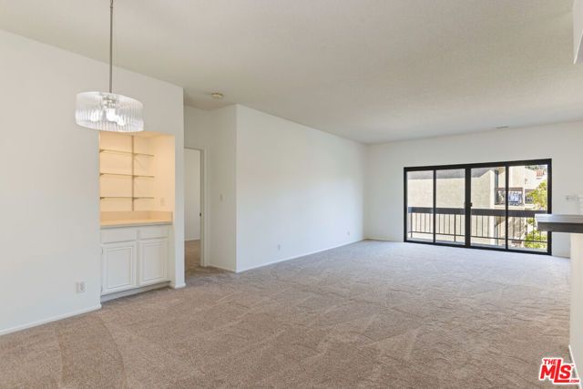 8180 Manitoba Street 304, Playa Del Rey (los Angeles), CA 90293