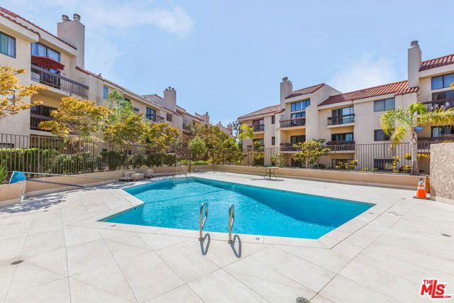 8180 Manitoba Street 304, Playa Del Rey (los Angeles), CA 90293