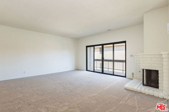 8180 Manitoba Street 304, Playa Del Rey (los Angeles), CA 90293