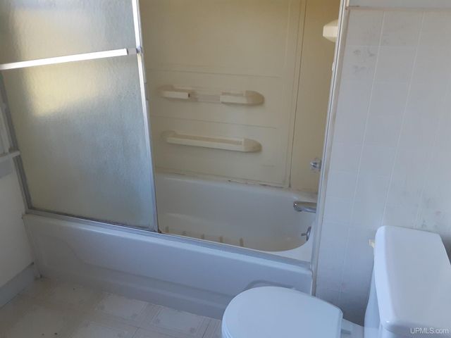 1700 Florence Street, Ironwood, MI 49938