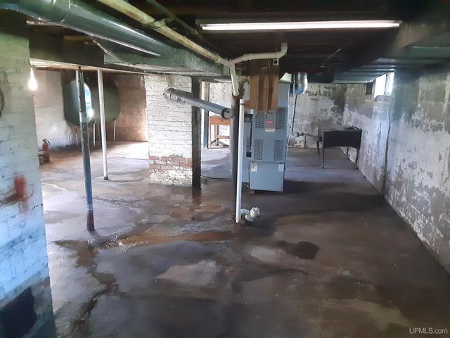 1700 Florence Street, Ironwood, MI 49938