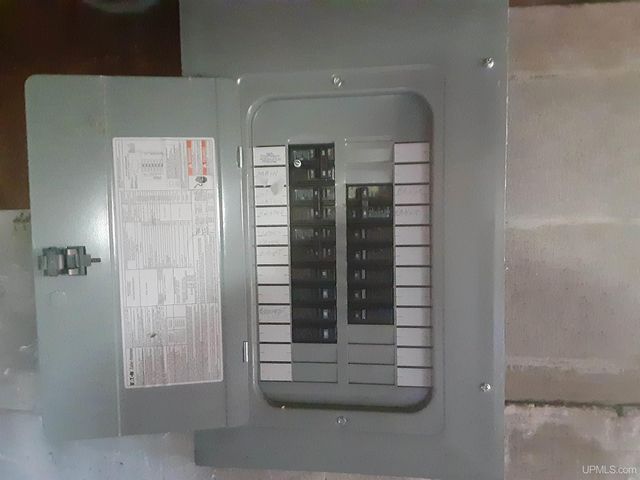 1700 Florence Street, Ironwood, MI 49938