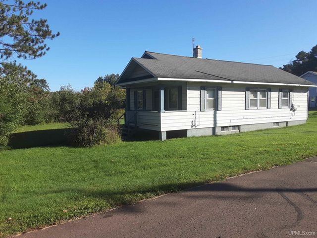 1700 Florence Street, Ironwood, MI 49938