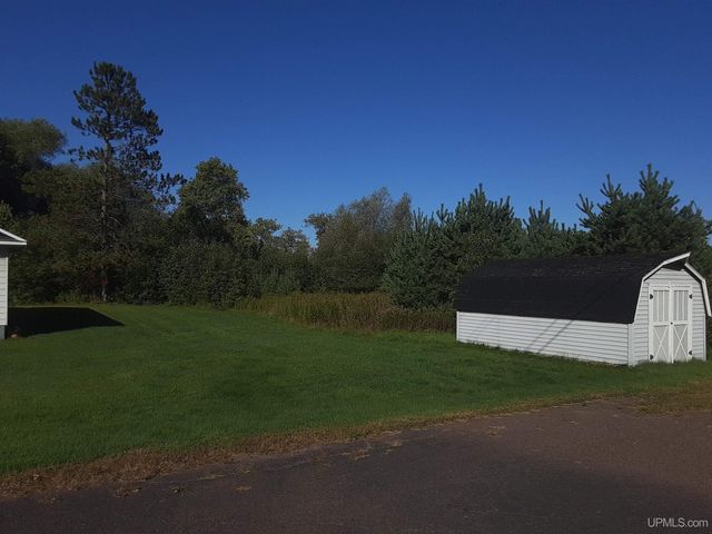 1700 Florence Street, Ironwood, MI 49938