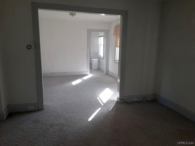 1700 Florence Street, Ironwood, MI 49938