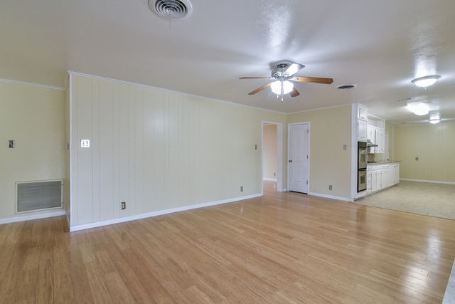 7233 Overhill Road, Fort Worth, TX 76116