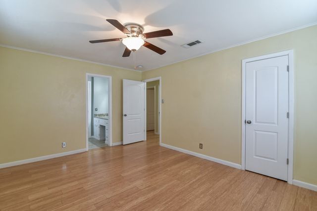 7233 Overhill Road, Fort Worth, TX 76116