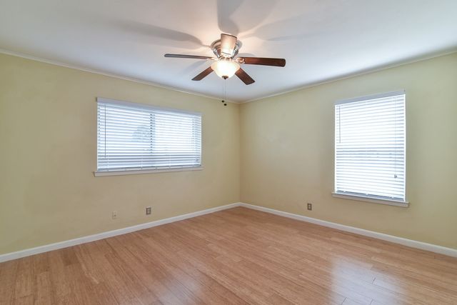 7233 Overhill Road, Fort Worth, TX 76116