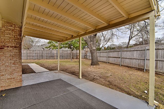 7233 Overhill Road, Fort Worth, TX 76116