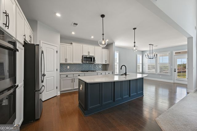 8425 Scenic Ridge Way, Ball Ground, GA 30107