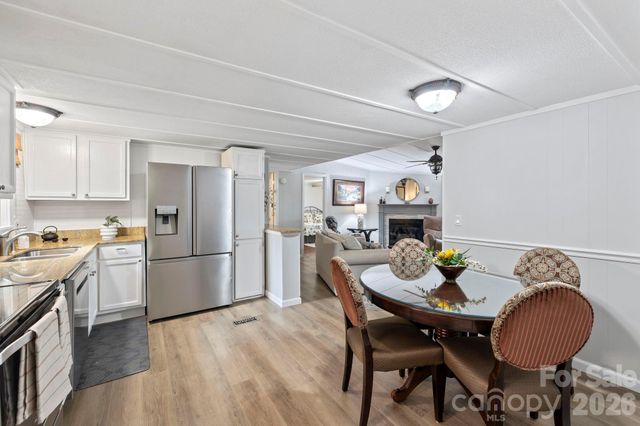 12 Timbers Edge Lane, Fairview, NC 28730