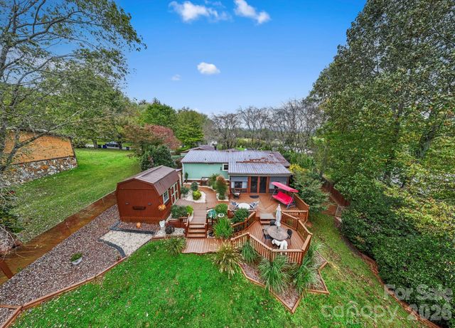 12 Timbers Edge Lane, Fairview, NC 28730