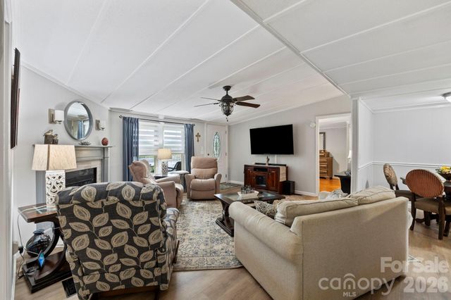 12 Timbers Edge Lane, Fairview, NC 28730