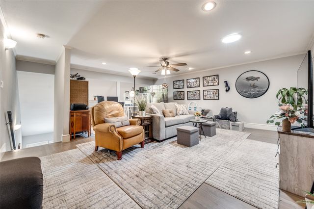 10654 Pagewood Drive, Dallas, TX 75230