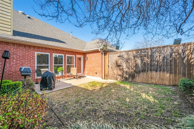 10654 Pagewood Drive, Dallas, TX 75230