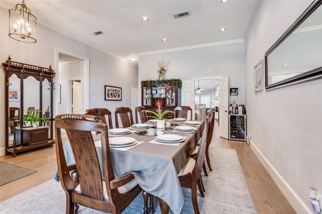 10654 Pagewood Drive, Dallas, TX 75230