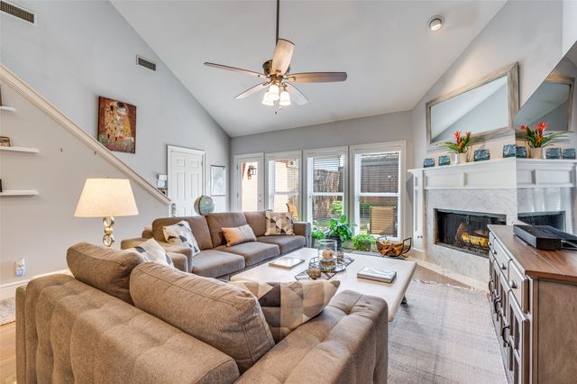 10654 Pagewood Drive, Dallas, TX 75230