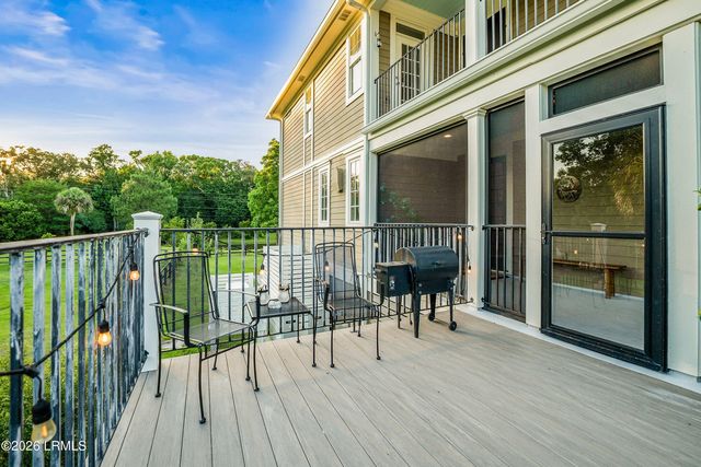 36 Avenue Of Oaks, St. Helena Island, SC 29920