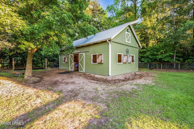 36 Avenue Of Oaks, St. Helena Island, SC 29920