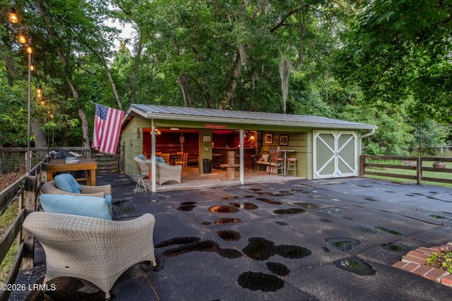36 Avenue Of Oaks, St. Helena Island, SC 29920